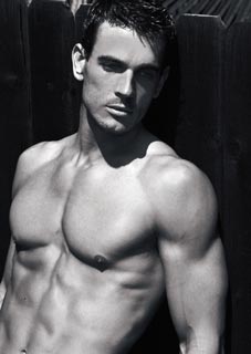 male model joshua kloss