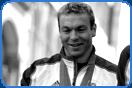 tall cyclist chris hoy